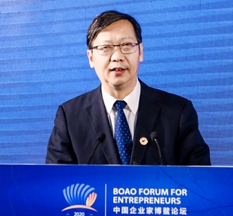 楊慶兵：食品行業(yè)在保障民生、維護社會穩(wěn)定方面發(fā)揮巨大作用