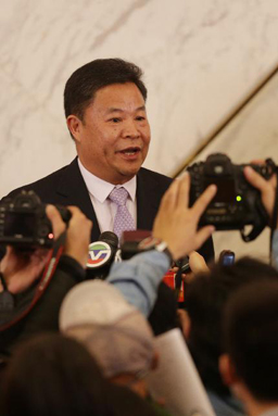 新聞，就是要搶！