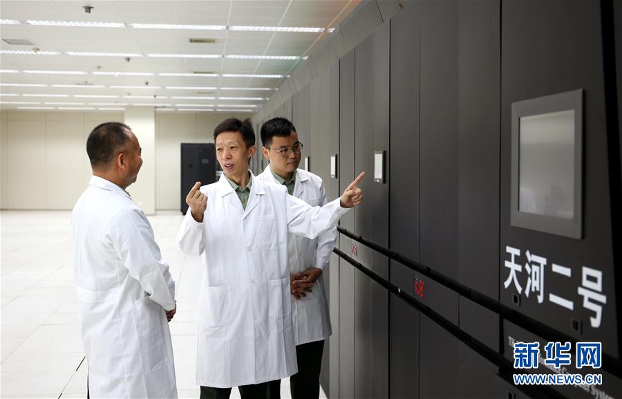 （圖文互動）（8）為了“中國號”巨輪揚帆遠航——中國共產黨領導下的人民軍隊忠于祖國、服務人民啟示錄