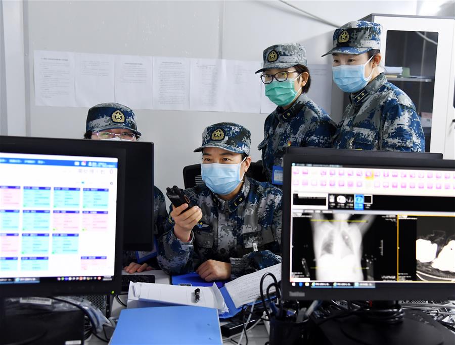 (圖文互動)(4)“白衣戰(zhàn)士”在沖鋒——記“最美新時代革命軍人”仲月霞