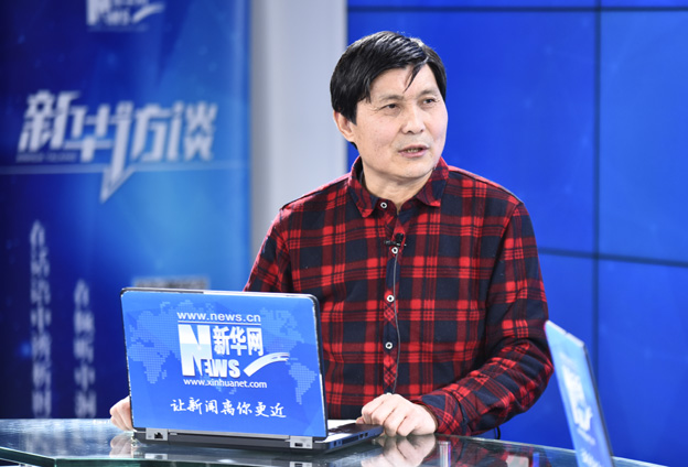 《凈潔乾坤》整個畫面以雪景為背景，表現(xiàn)的是東北大興安嶺那一帶的民族風情。這個畫的境界是指洗刷污濁，洗刷人間那些烏煙瘴氣的丑惡東西，意義深刻。