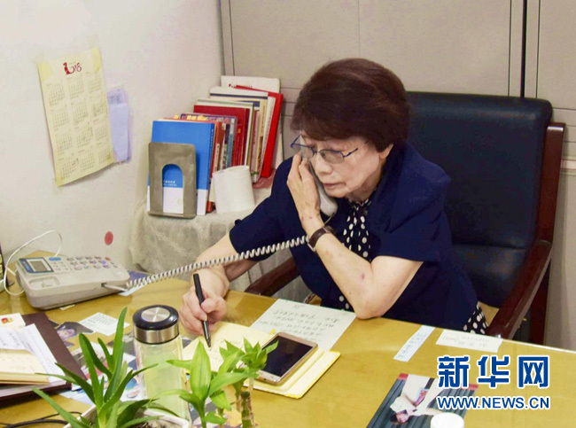 老年生活精力都放在教育上，健康秘訣是保持學(xué)習(xí)，簡單生活。