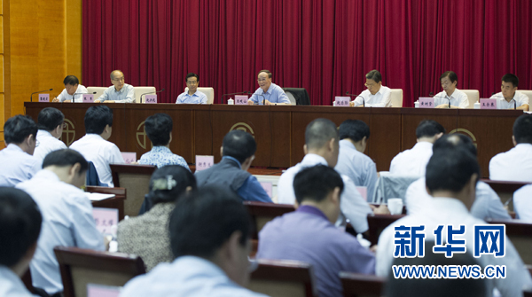 7月16日，中共中央政治局常委、中央紀(jì)委書記、中央巡視工作領(lǐng)導(dǎo)小組組長王岐山在北京出席2014年中央第二輪巡視工作動員部署會并講話。新華社記者黃敬文 攝 