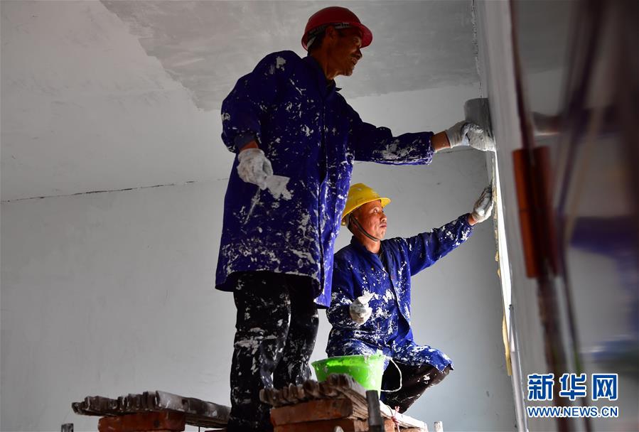 (走基層 聽民聲)(5)貧困戶王萬才的“詩意”脫貧路