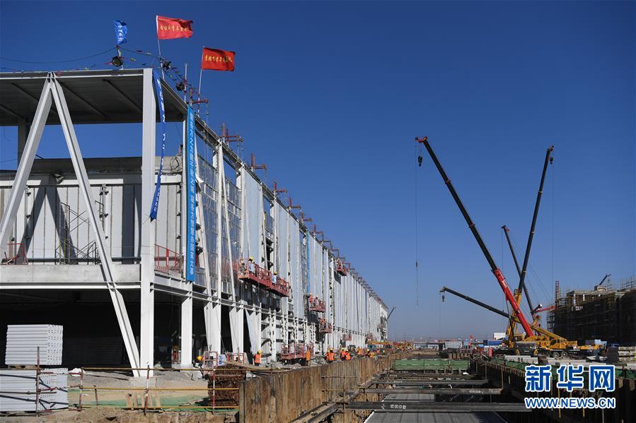 (新華全媒頭條·圖文互動(dòng))(10)領(lǐng)航新時(shí)代中國經(jīng)濟(jì)航船——從中央財(cái)經(jīng)領(lǐng)導(dǎo)小組會(huì)議看以習(xí)近平同志為核心的黨中央駕馭中國經(jīng)濟(jì)