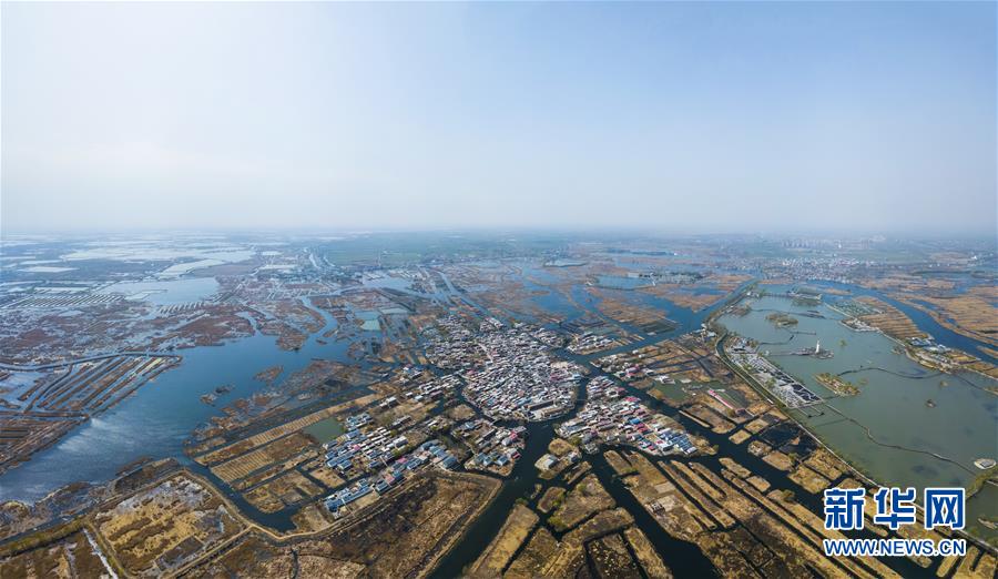 (新華全媒頭條·圖文互動(dòng))(3)奮進(jìn)新時(shí)代 建設(shè)雄安城——以習(xí)近平同志為核心的黨中央謀劃指導(dǎo)《河北雄安新區(qū)規(guī)劃綱要》編制紀(jì)實(shí)