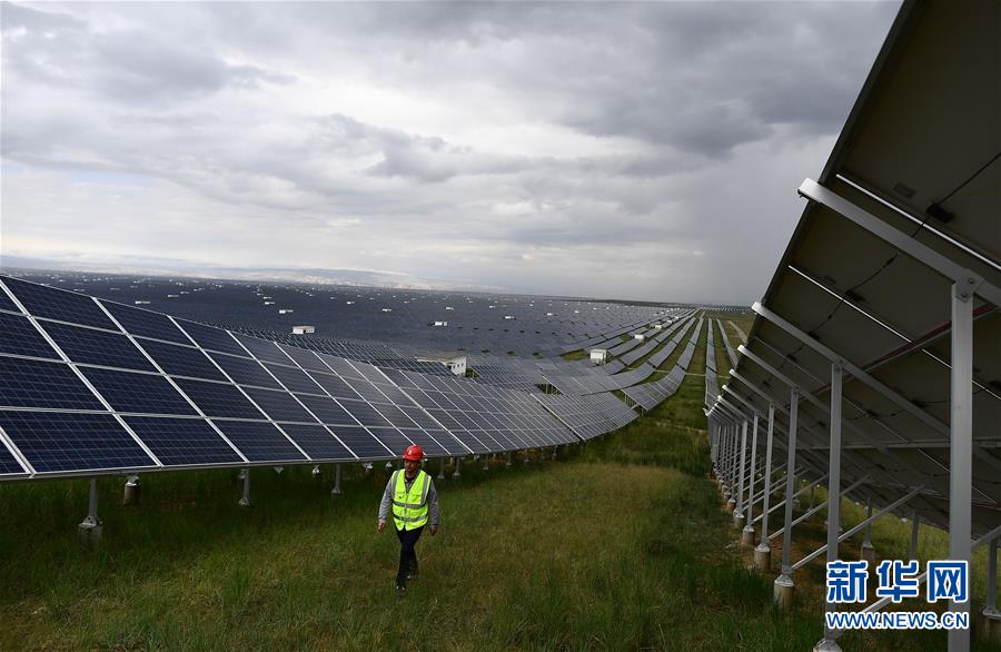 （新華全媒頭條·圖文互動(dòng)）（1）從“綠電7日”到“綠電9日”，全清潔能源供電紀(jì)錄是如何實(shí)現(xiàn)的？  