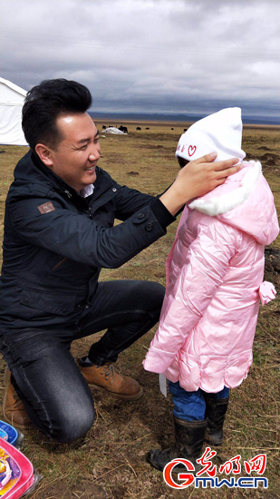 【脫貧攻堅在行動】打通致富路，牧民笑開顏——青海省澤庫縣“第一書記”張文杰扶貧故事