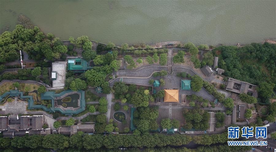 （大江奔流——來(lái)自長(zhǎng)江經(jīng)濟(jì)帶的報(bào)道·圖文互動(dòng)）（11）登岳陽(yáng)樓，又見(jiàn)“浩浩湯湯”