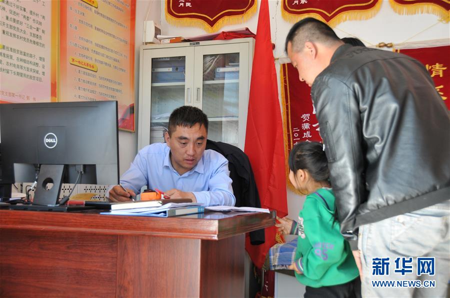 （新華全媒頭條·圖文互動(dòng)）（6）喇叭響了，人心亮了——黎掌村“變身”記