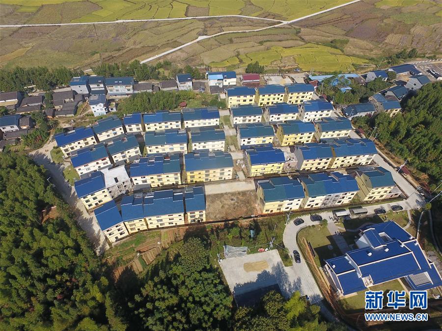 (在習(xí)近平新時(shí)代中國(guó)特色社會(huì)主義思想指引下·慶祝改革開放40周年·綠色發(fā)展)(新華全媒頭條·圖文互動(dòng))(3)綠色發(fā)展:書寫在中國(guó)大地上的美麗畫卷