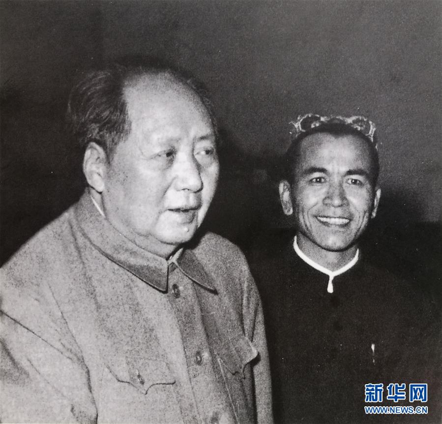 (時政)(1)鐵木爾·達瓦買提同志生平照片