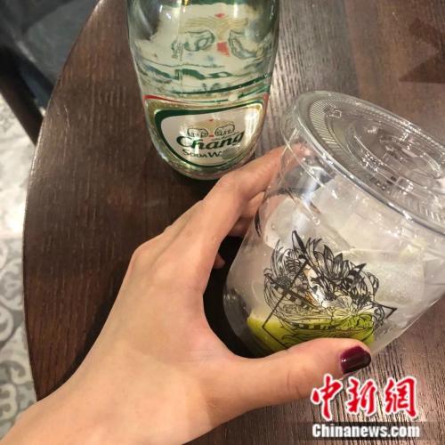奶茶的種類(lèi)已經(jīng)不再限制于“奶 茶”。來(lái)源：受訪者供圖。