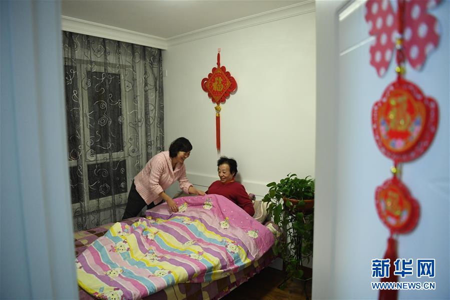 （新華全媒頭條·圖文互動）（4）“英雄之妻”，為愛堅守19年