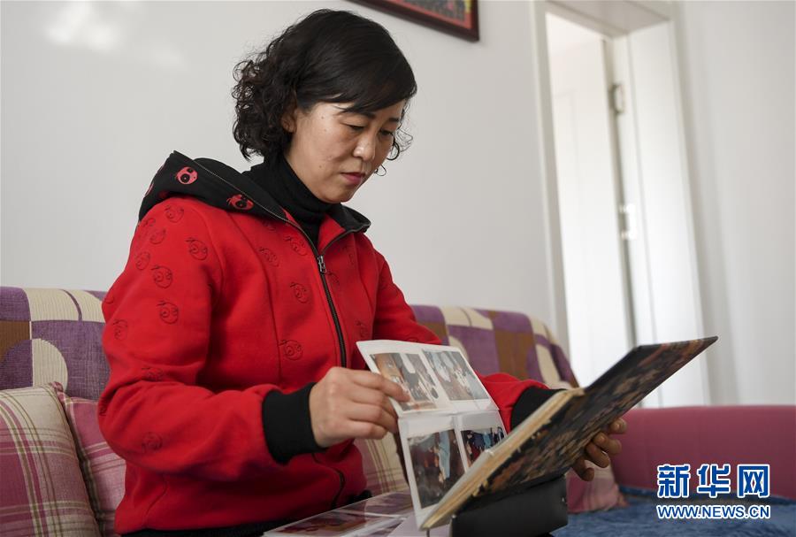 （新華全媒頭條·圖文互動）（6）“英雄之妻”，為愛堅守19年