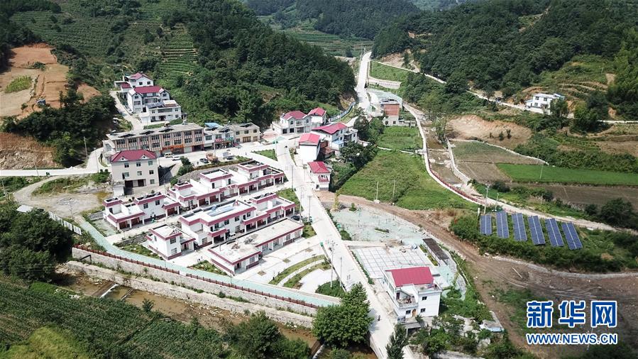 (兩會前夕看落實(shí)·圖文互動)(4)踐行“三嚴(yán)三實(shí)” 譜寫改革新篇——安徽落實(shí)習(xí)近平總書記全國兩會重要講話精神紀(jì)實(shí)