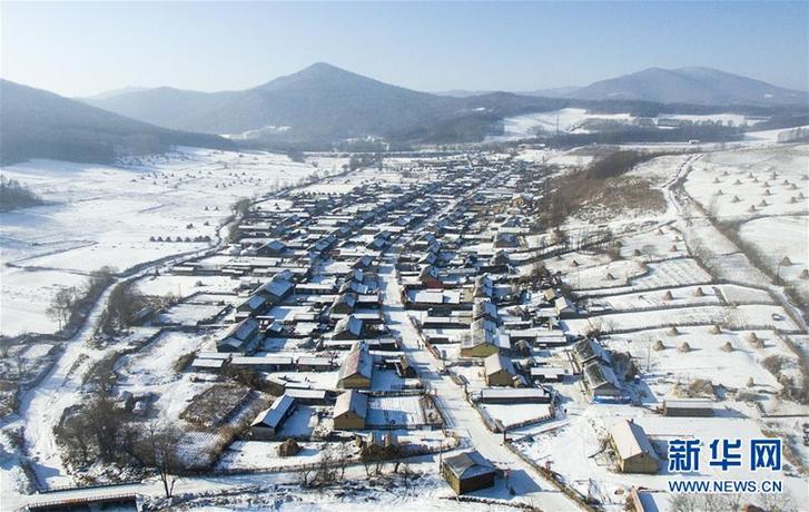 （在習(xí)近平新時代中國特色社會主義思想指引下——新時代新作為新篇章·圖文互動）（1）三年，從無名小屯到聲名遠播——這個“雪鄉(xiāng)”是如何做到的？