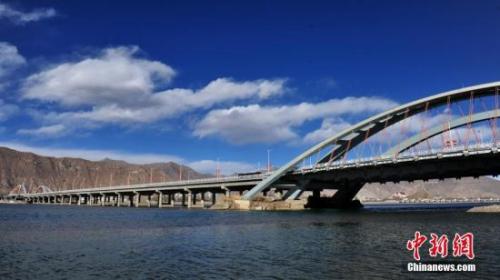 點擊進(jìn)入下一頁