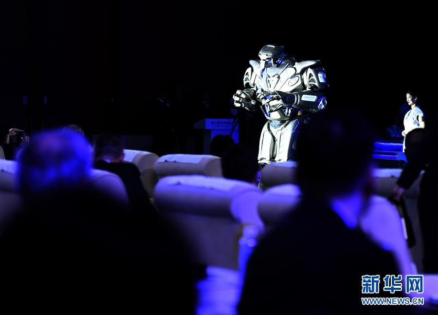 （新華全媒頭條·圖文互動）（1）擁抱智能新時代：世界智能大會釋放了哪些新信號？