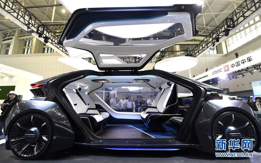 （新華全媒頭條·圖文互動）（2）擁抱智能新時代：世界智能大會釋放了哪些新信號？