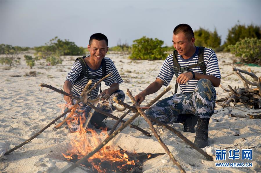 （壯麗70年·奮斗新時(shí)代·新華全媒頭條·圖文互動(dòng)）（10）“你在我的航程上，我在你的視線里”——走進(jìn)海軍西沙中建島官兵的五彩世界