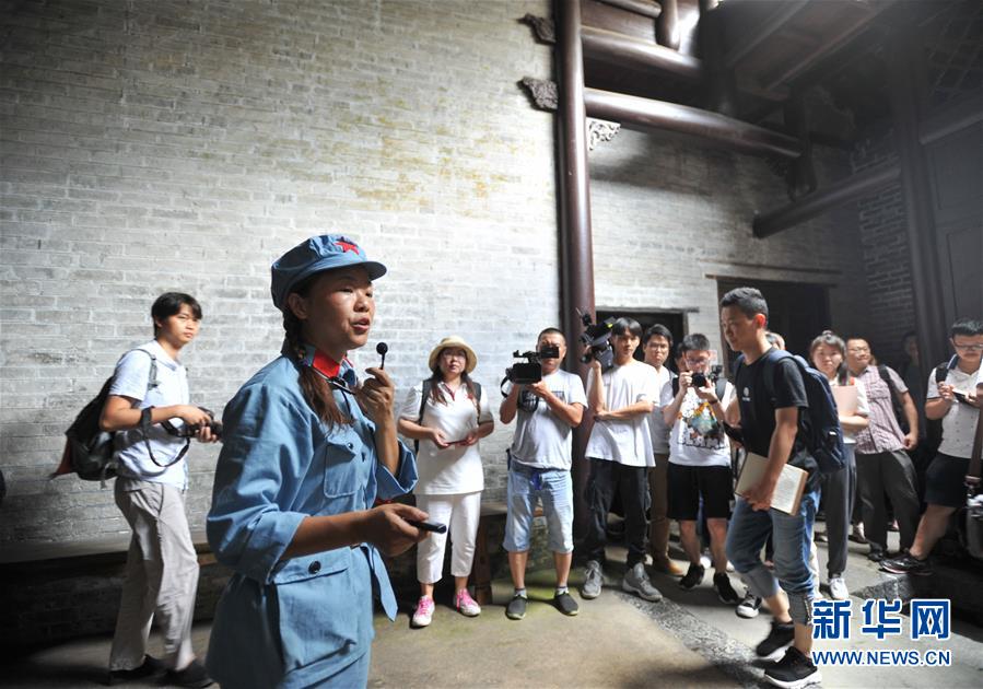 (壯麗70年·奮斗新時代——記者再走長征路·圖文互動)(2)不朽的紅色雄鷹——人民軍隊航空先驅(qū)馮達飛的故事