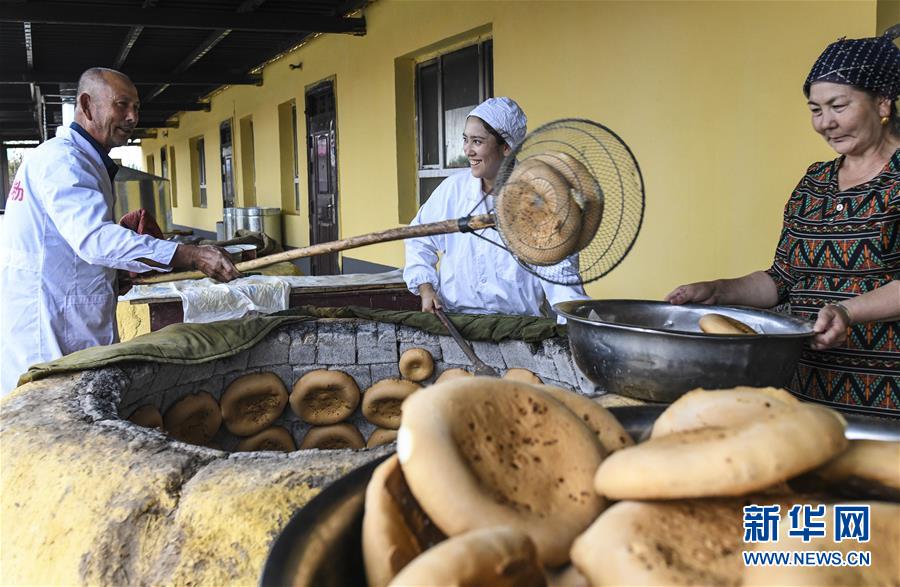 （新華全媒頭條·圖文互動(dòng)）（5）同心援疆，“壯闊”祖國(guó)西北角