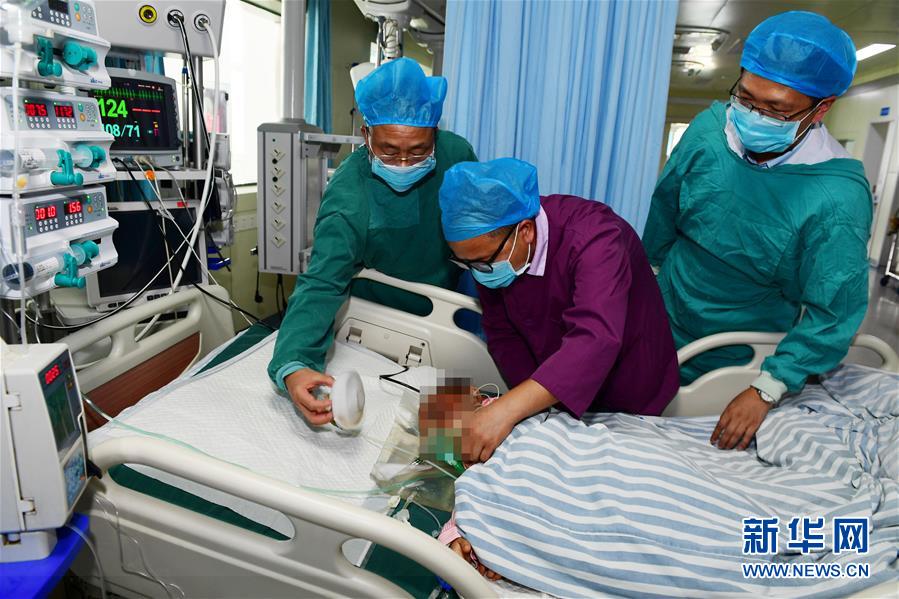 （新華全媒頭條·圖文互動）（12）有一絲希望，就盡百倍努力——貴州水城“7·23”特大山體滑坡72小時救援紀實