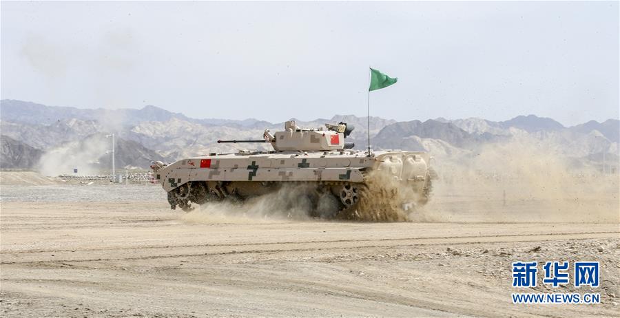 (圖文互動)(2)“國際軍事比賽-2019”:中國參賽隊刷新“蘇沃洛夫突擊”步戰(zhàn)車組單車賽紀錄
