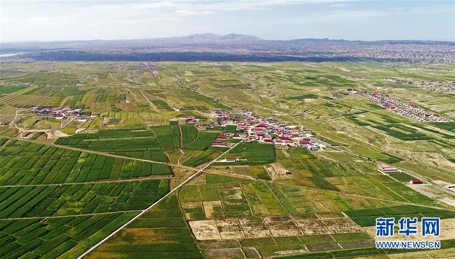 （壯麗70年·奮斗新時(shí)代——共和國發(fā)展成就巡禮·圖文互動(dòng)）（1）生態(tài)美、百姓富——品讀嶄新“寧夏畫卷”