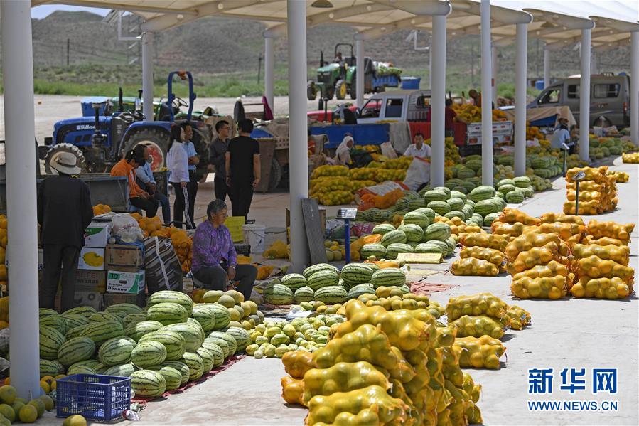 （壯麗70年·奮斗新時(shí)代——共和國發(fā)展成就巡禮·圖文互動(dòng)）（5）生態(tài)美、百姓富——品讀嶄新“寧夏畫卷”