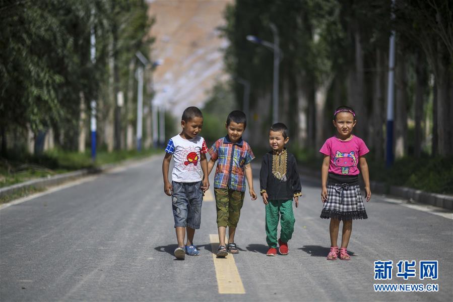 (決戰(zhàn)決勝脫貧攻堅(jiān)·圖文互動(dòng))(2)記者手記:尋訪昆侖“桃花源”的“祛病”良方