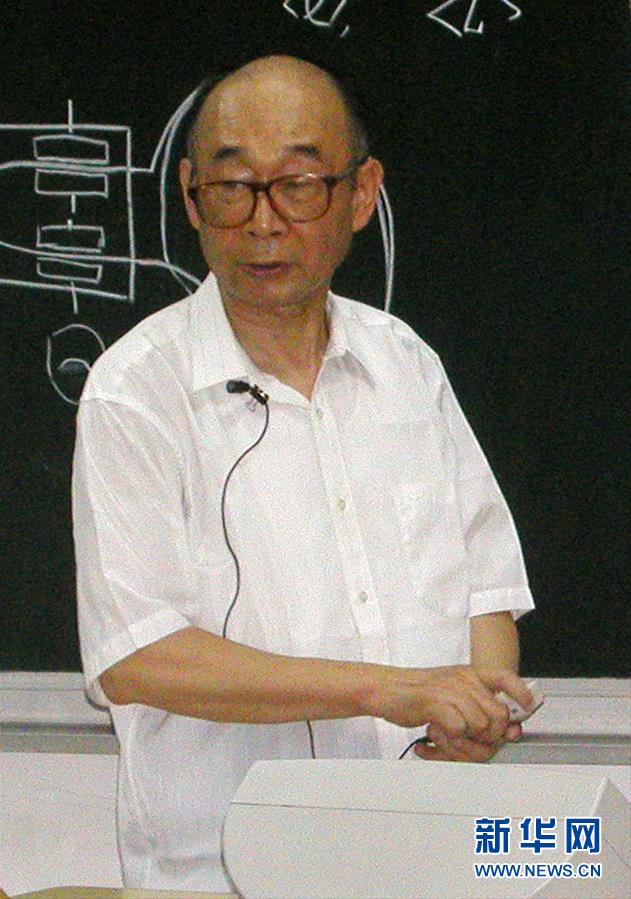 （愛國情 奮斗者·圖文互動）（3）永不停轉(zhuǎn)的“陀螺”——追記中國工程院院士、國防科技大學(xué)教授高伯龍