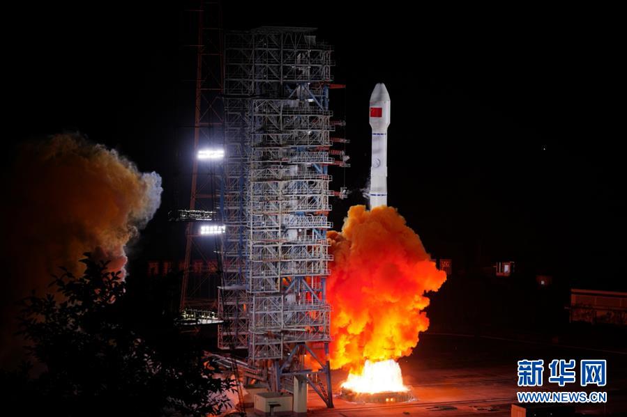 (圖文互動(dòng))(4)我國成功發(fā)射兩顆北斗三號(hào)衛(wèi)星 北斗系統(tǒng)“一箭雙星”