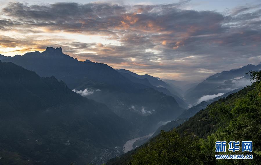 (新華全媒頭條·決戰(zhàn)決勝脫貧攻堅(jiān)·圖文互動)(11)為了人與自然和諧共生——云南“三江并流”地區(qū)決戰(zhàn)精準(zhǔn)脫貧的“生態(tài)畫卷”