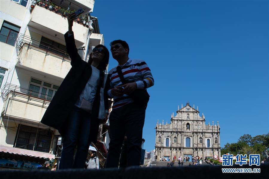 （澳門回歸20周年·新華全媒頭條·圖文互動）（6）回歸20年，南海明珠綻放璀璨光芒——澳門特色“一國兩制”成功實踐紀(jì)實