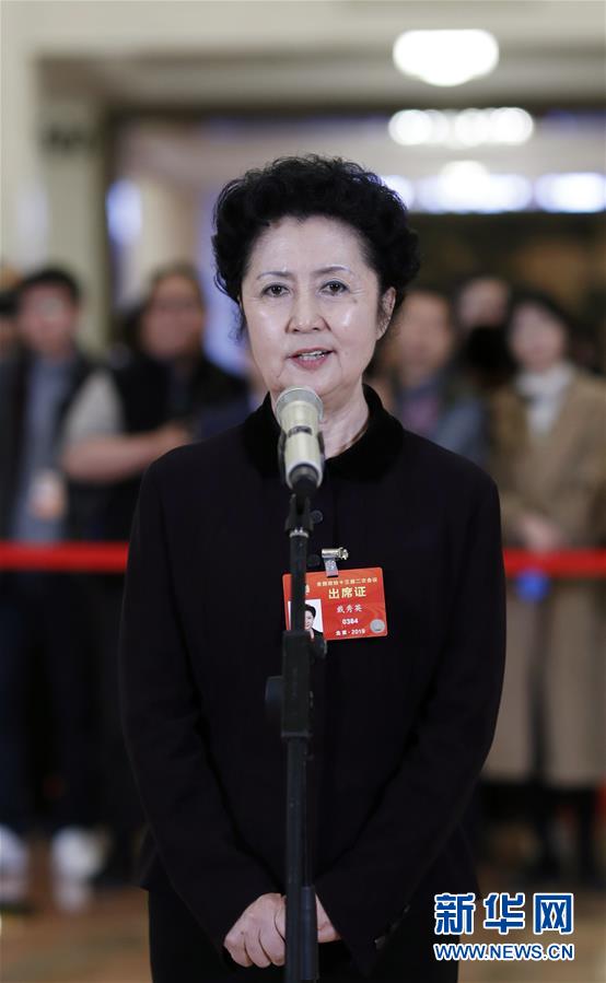 （兩會(huì)·面對(duì)面·XHDW）（6）全國政協(xié)委員接受采訪