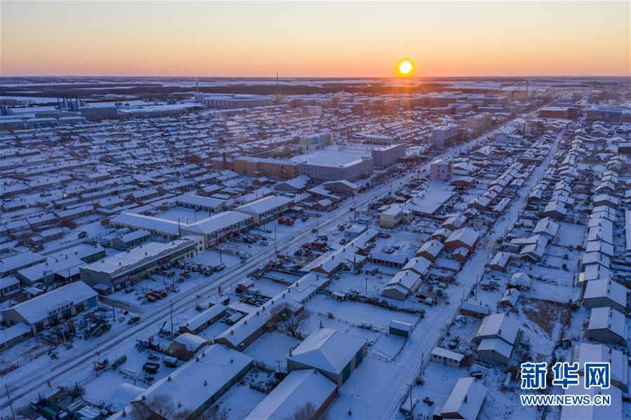(圖文互動(dòng))(2)從“輕工漁網(wǎng)重工馬掌”到“圓夢(mèng)小康”——“中國(guó)東極”脫貧攻堅(jiān)剪影