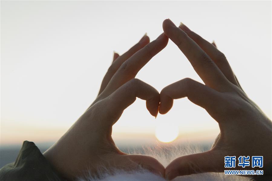 (圖文互動(dòng))(10)從“輕工漁網(wǎng)重工馬掌”到“圓夢(mèng)小康”——“中國(guó)東極”脫貧攻堅(jiān)剪影