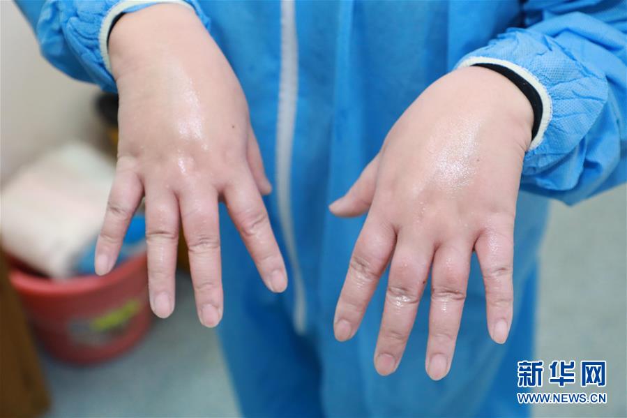 (新華全媒頭條·圖文互動)(10)戰(zhàn)武漢——解放軍支援湖北抗擊疫情直擊