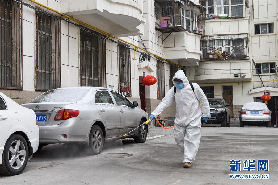 （聚焦疫情防控·圖文互動）（3）“我們多跑跑，居民更安全”——直擊新疆基層社區(qū)疫情防控