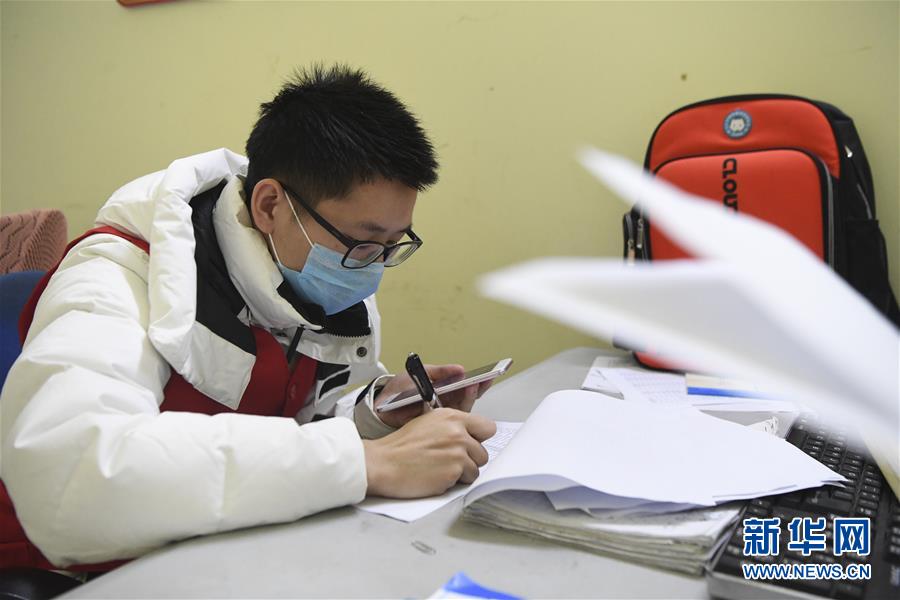 （聚焦疫情防控·圖文互動(dòng)）（6）“排查越嚴(yán)密，群眾越安心”——重慶日均組織40多萬人有序排查疫情