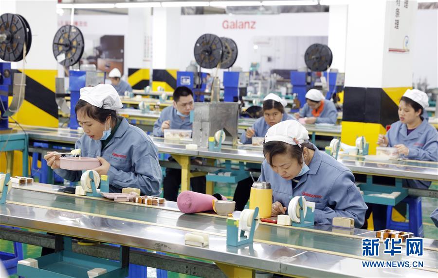 (來(lái)自經(jīng)濟(jì)前沿的故事·企業(yè)復(fù)工復(fù)產(chǎn)·圖文互動(dòng))(3)“這次復(fù)工終生難忘”——廣東格蘭仕安全員復(fù)工記