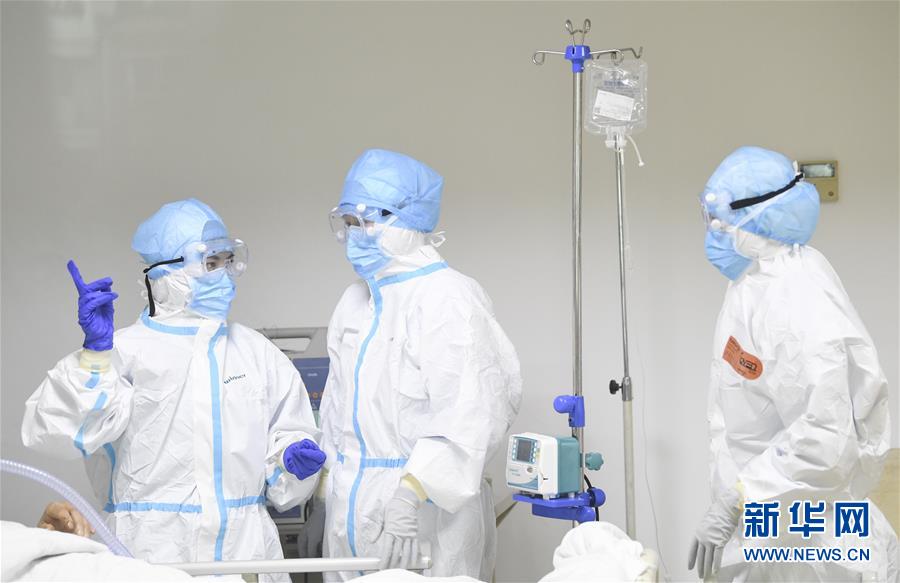 （一線抗疫群英譜·圖文互動(dòng)）（2）“我已躬身入局，勢要共渡難關(guān)!”——戰(zhàn)“疫”一線醫(yī)生黃霞