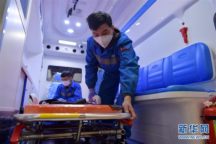 （在習(xí)近平新時(shí)代中國(guó)特色社會(huì)主義思想指引下——新時(shí)代新作為新篇章·習(xí)近平總書記關(guān)切事·圖文互動(dòng)）（8）不放松！——各地努力抓緊抓實(shí)抓細(xì)疫情防控