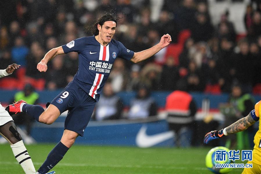 （新華全媒頭條·圖文互動(dòng)）（9）聽(tīng)，人類(lèi)命運(yùn)共同體的大合唱——中國(guó)同國(guó)際社會(huì)攜手抗擊新冠肺炎疫情述評(píng)