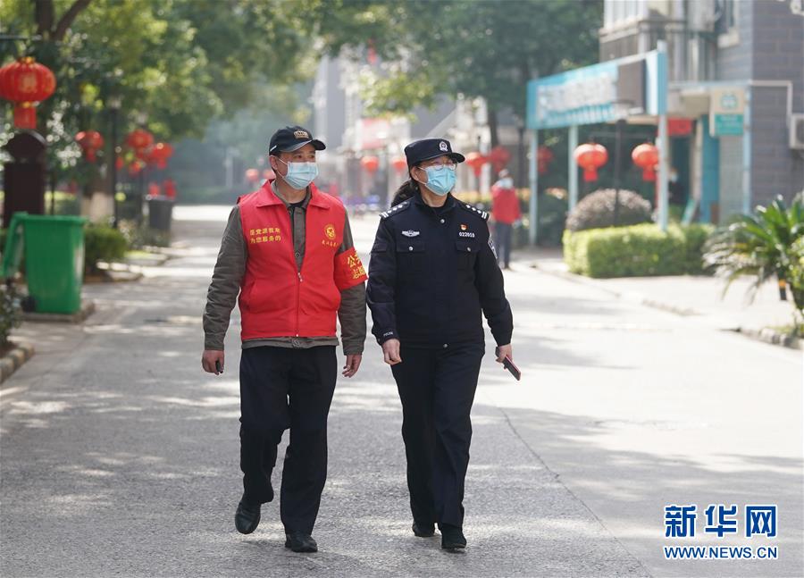 （新華全媒頭條）（4）在大考中交出合格答卷——習(xí)近平總書記湖北武漢考察為打贏湖北保衛(wèi)戰(zhàn)、武漢保衛(wèi)戰(zhàn)指明方向