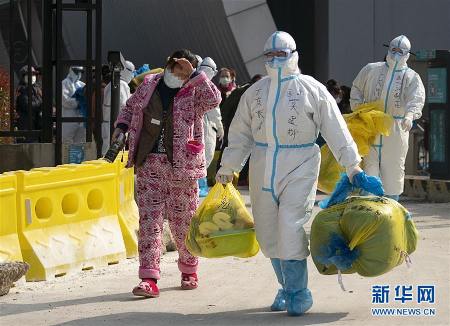 （新華全媒頭條·圖文互動(dòng)）（7）一鼓作氣，不勝不休！——寫在疫情防控阻擊戰(zhàn)的關(guān)鍵時(shí)刻