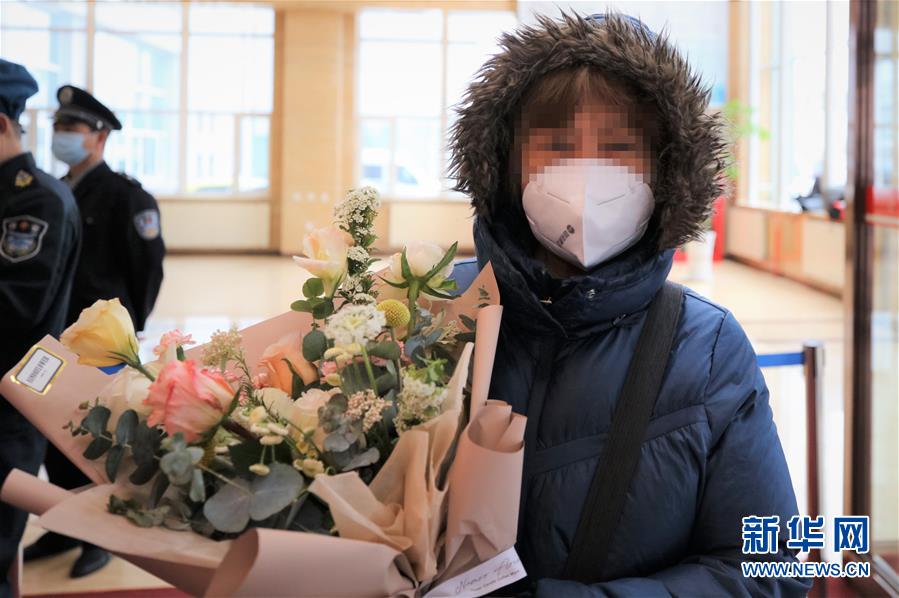 （聚焦疫情防控·圖文互動(dòng)）（2）托舉生命的競速——黑龍江集中救治新冠肺炎重癥患者紀(jì)實(shí)