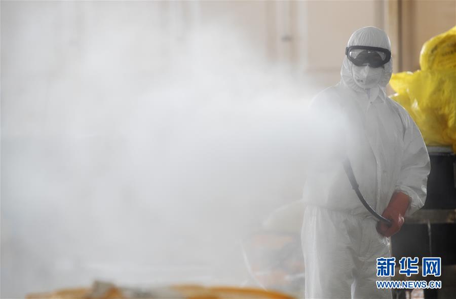 (聚焦疫情防控·圖文互動(dòng))(6)“隱蔽”防線上的阻擊戰(zhàn)——武漢醫(yī)療廢物處理從“全線告急”到“日產(chǎn)日清”